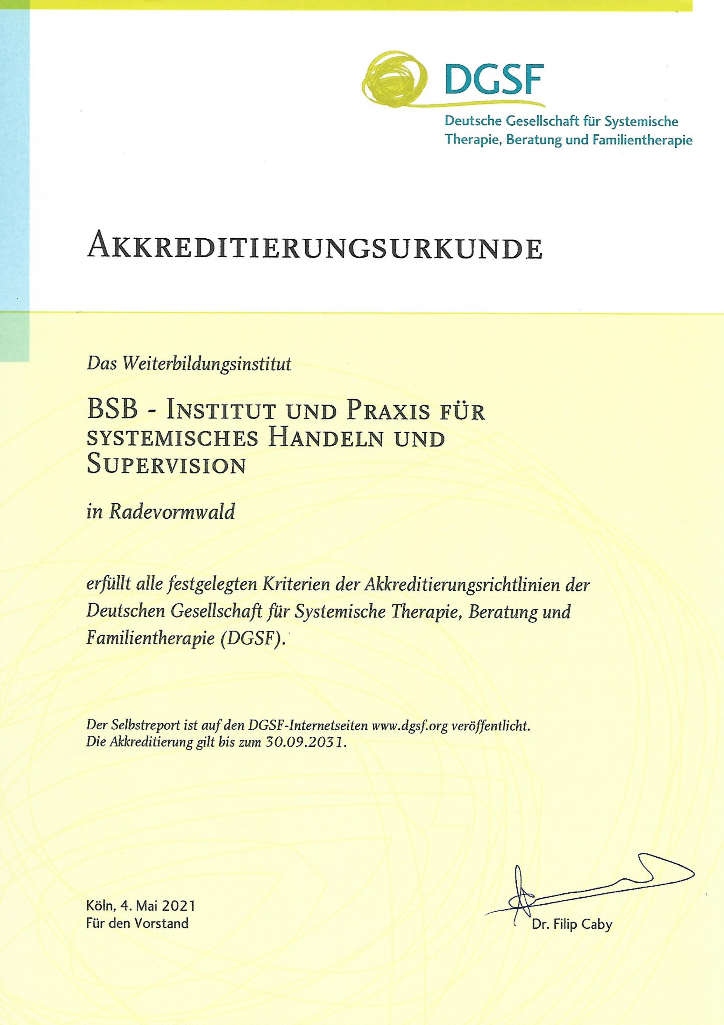 Akkreditierungsurkunde-DGSF-05.2021.jpg